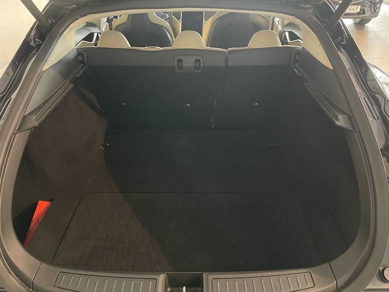 Tesla Model S bild 6