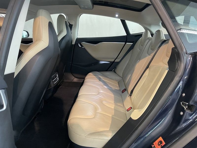 Tesla Model S bild 10