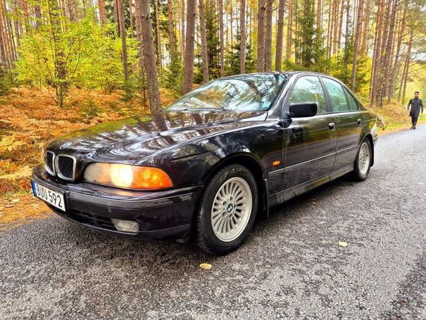 BMW 528 i Sedan Euro 2 - 1997