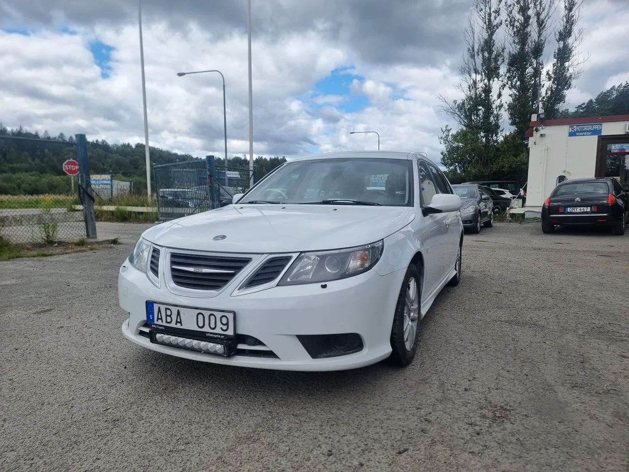 Vehicle image 20