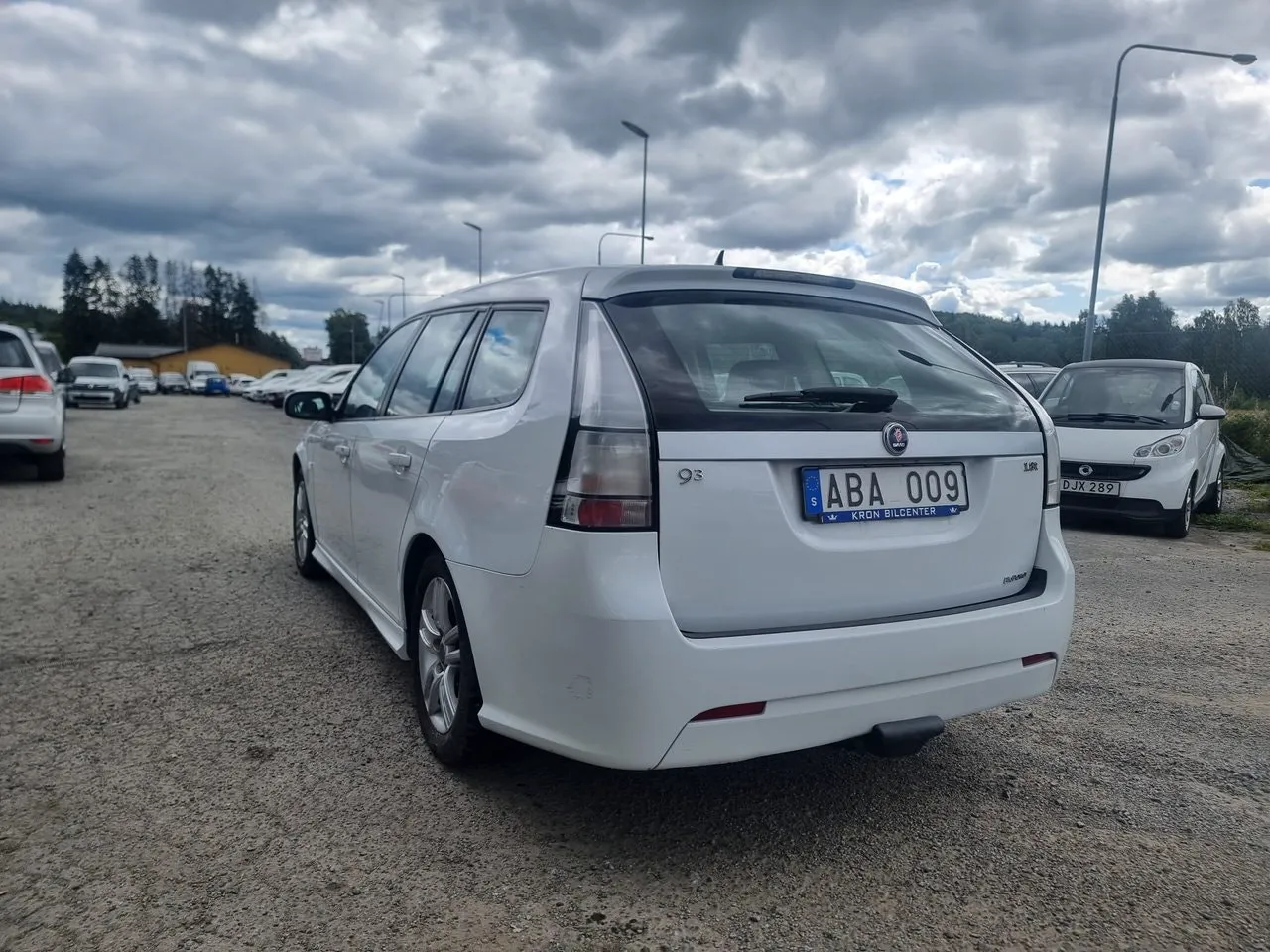 Vehicle image 22