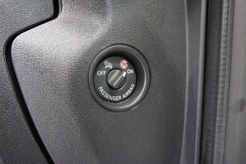 Renault Trafic bild 11