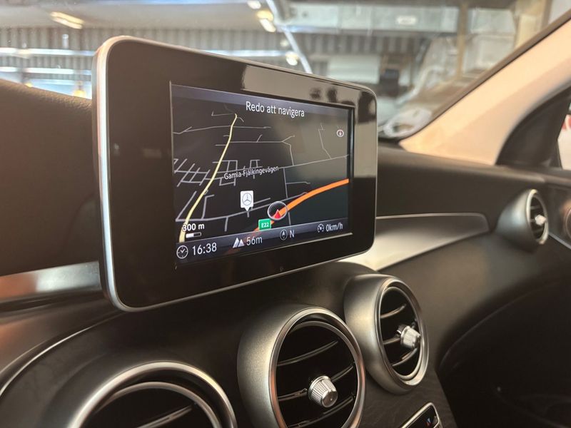 Mercedes GLC220 bild 9