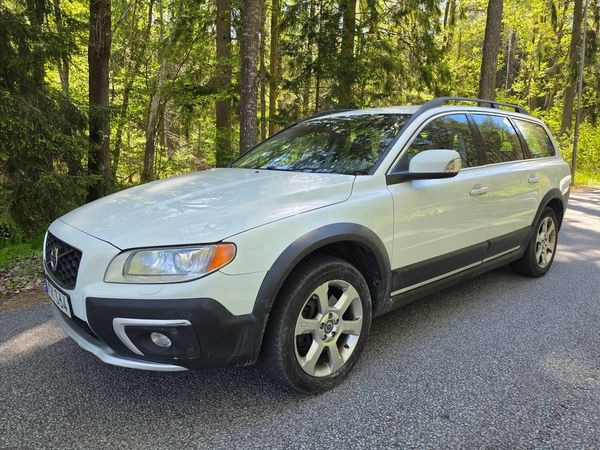 Volvo XC70 D4 AWD Geartronic Momentum / P-SENSORER Ny besiktigad - 2014