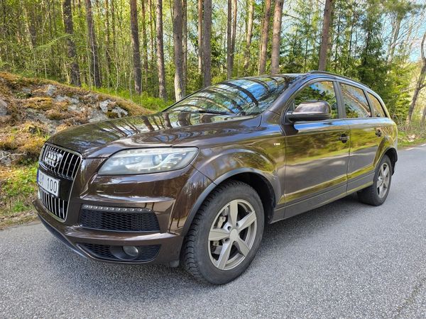 Audi Q7 3.0 TDI V6 quattro Euro 6 / S-LINE / 7 SITS / PANORAMA - 2011