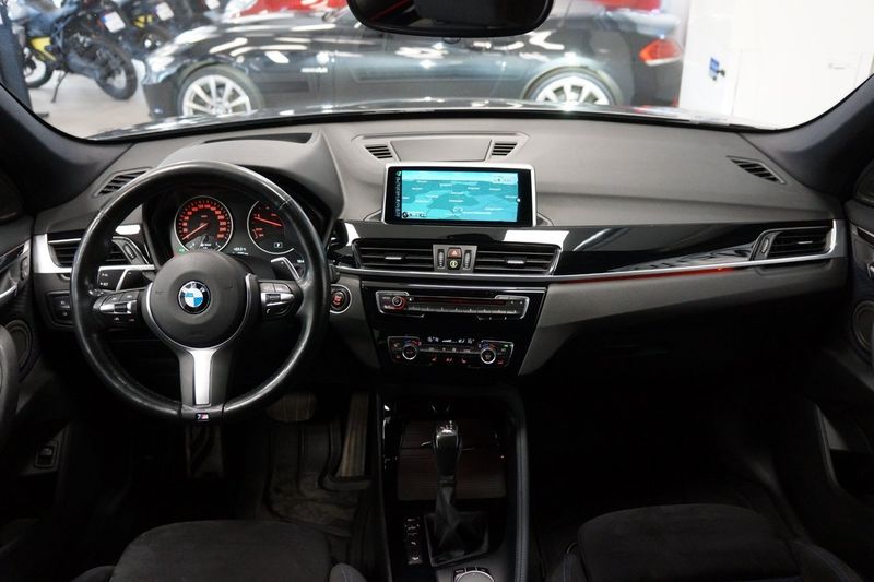 BMW X1 bild 8