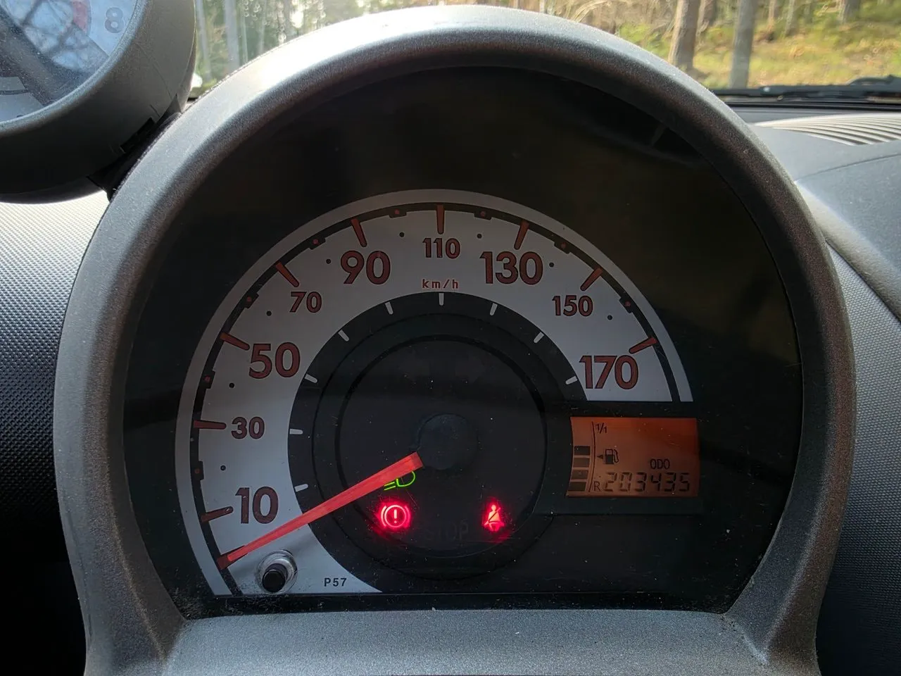 Vehicle image 9