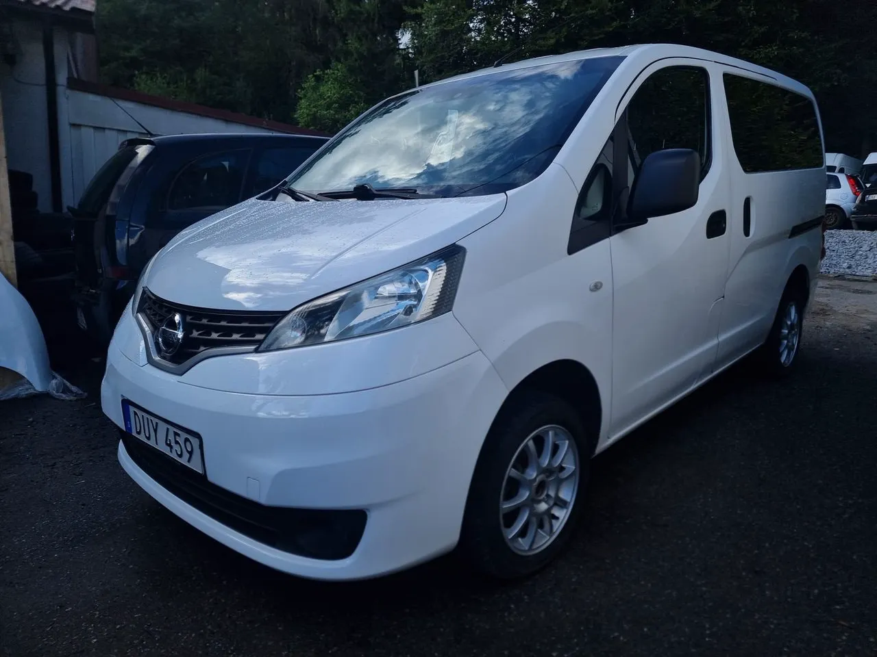 Vehicle image 2