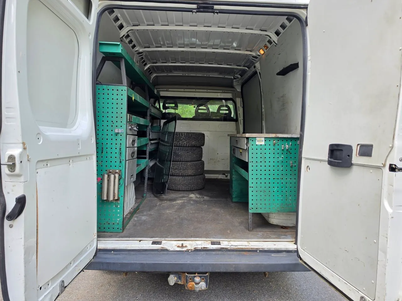Vehicle image 8
