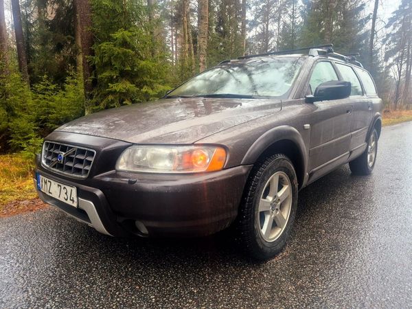 Volvo XC70 D5 AWD Geartronic Summum / Ny Kamrem Ny besiktigad - 2006