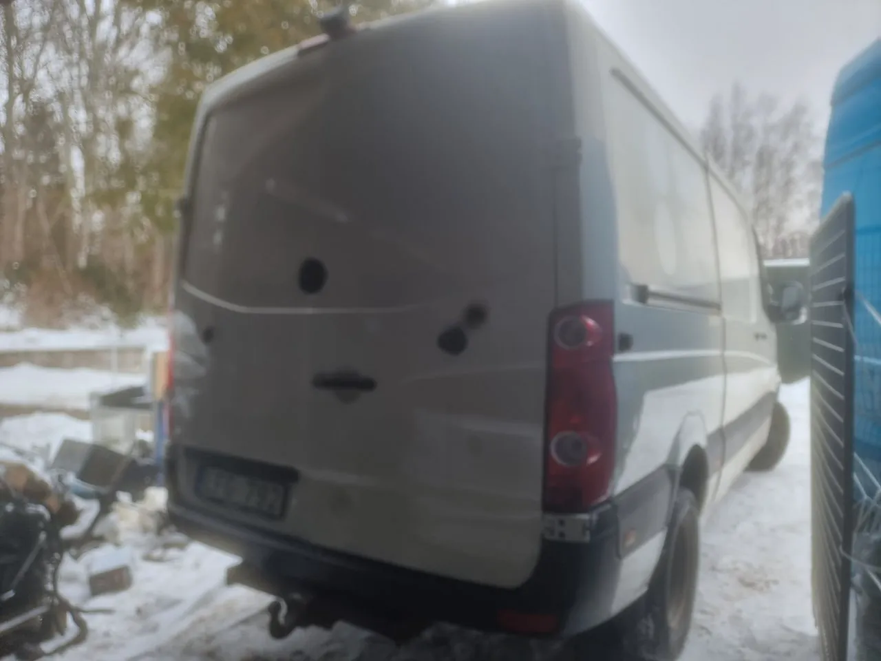 Vehicle image 21