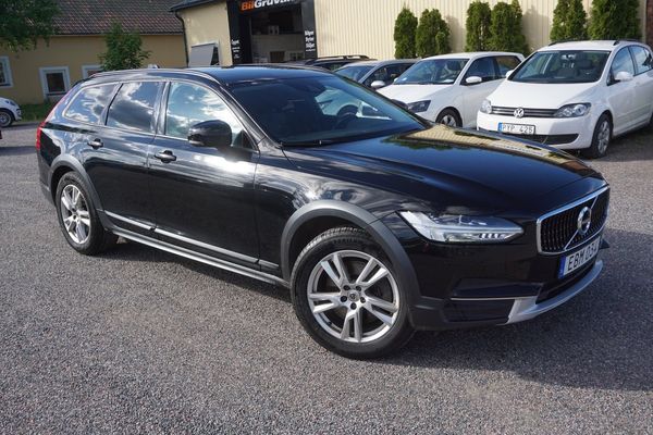Volvo V90 Cross Country D4 AWD Aut Business Drag Värmare - 2018