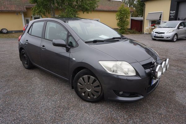 Toyota Auris 5-dörrar 1.4 D-4D AUT/M-värmare - 2007