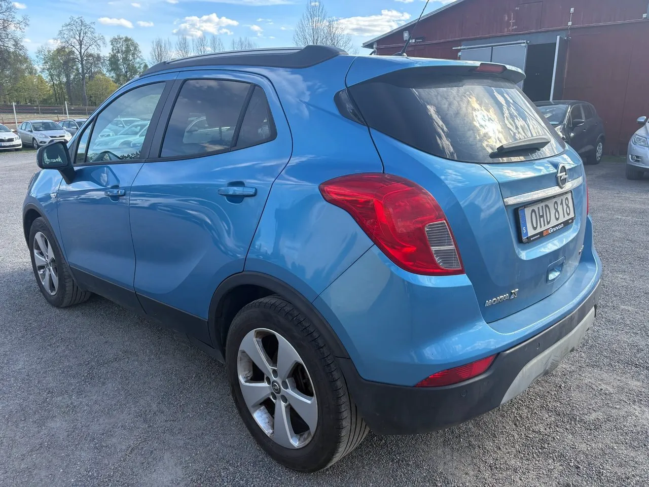 Vehicle image 3