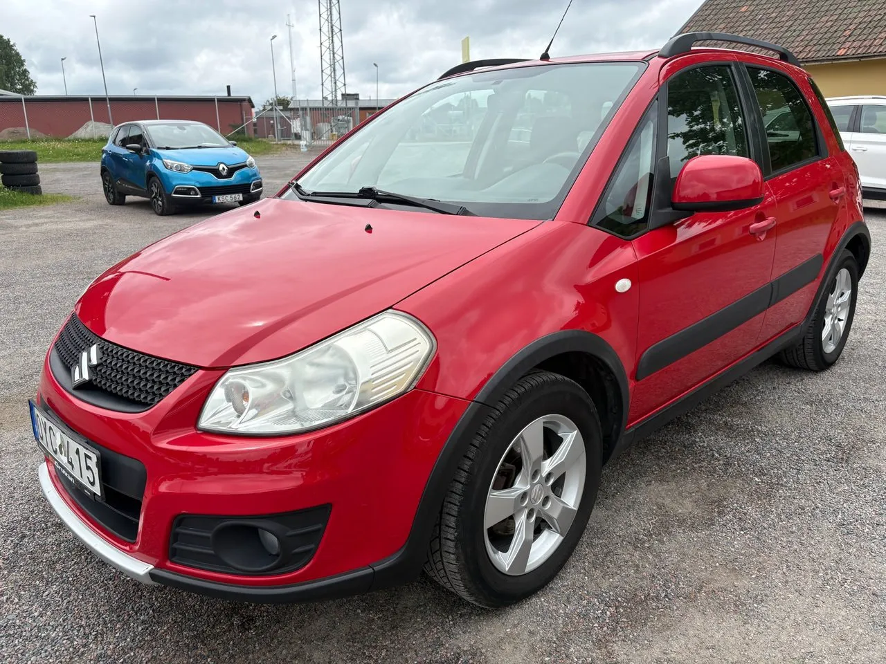 Vehicle image 4