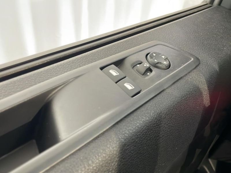 Peugeot e-Expert bild 14