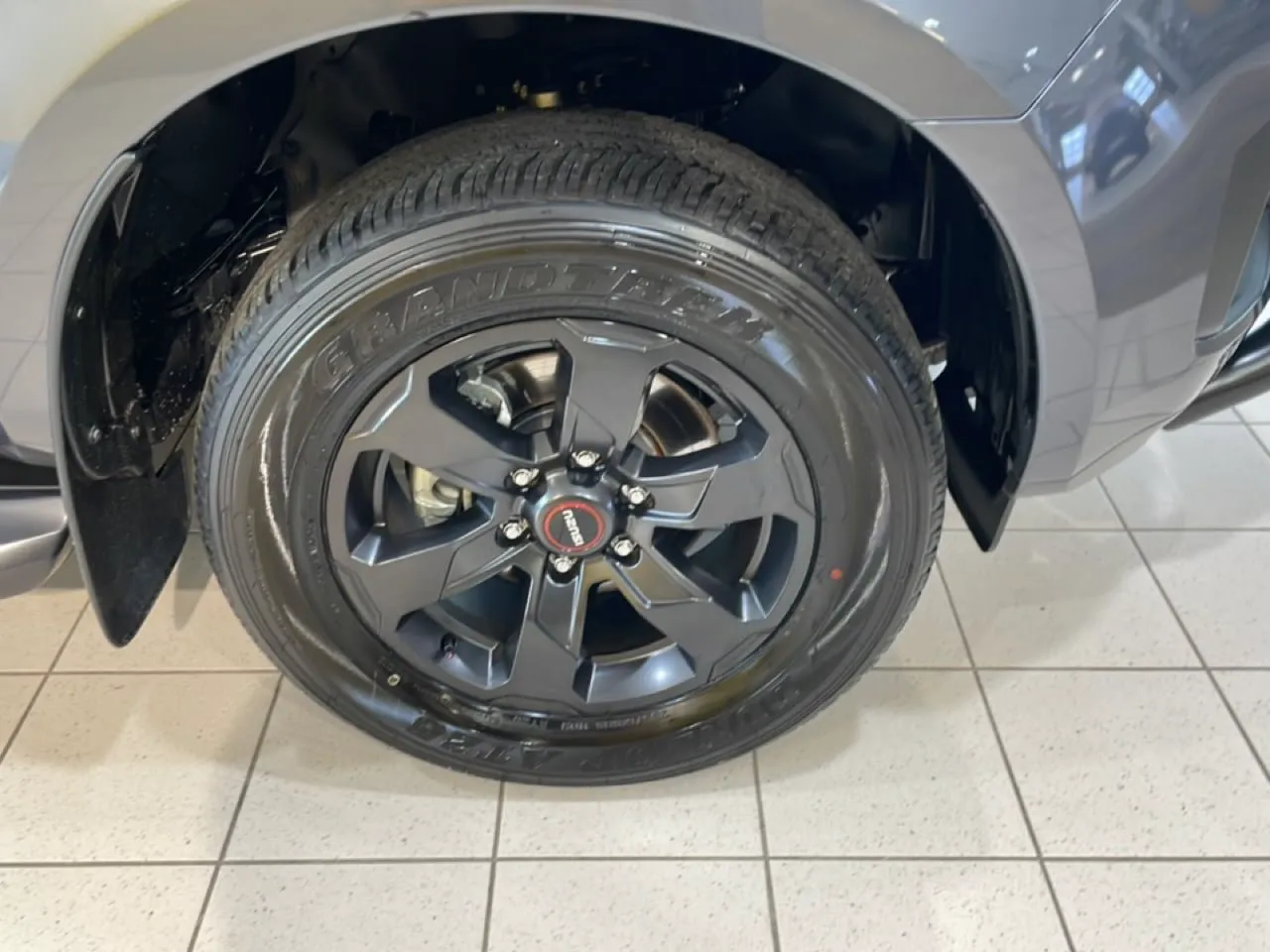 Vehicle image 21