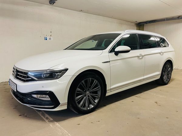 Volkswagen Passat Sportscombi 2.0 TDI DPF SCR 4M R-Line 200HK Cockpitt - 2021