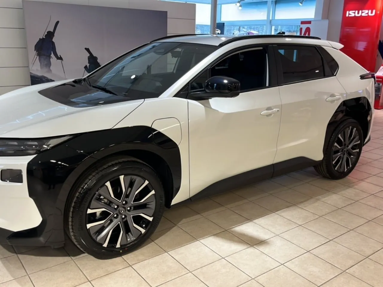 Vehicle image 2
