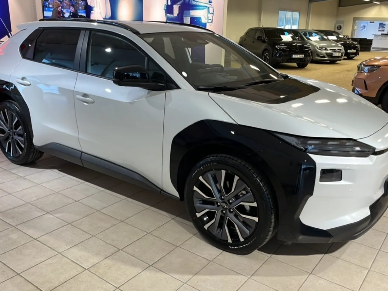 Vehicle image 1