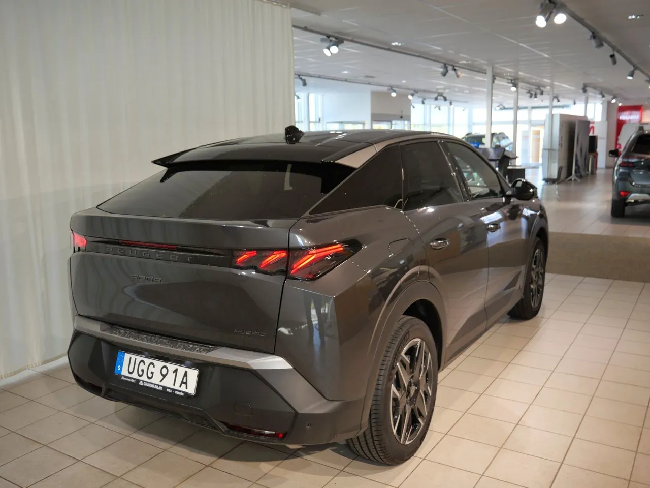 Vehicle image 2