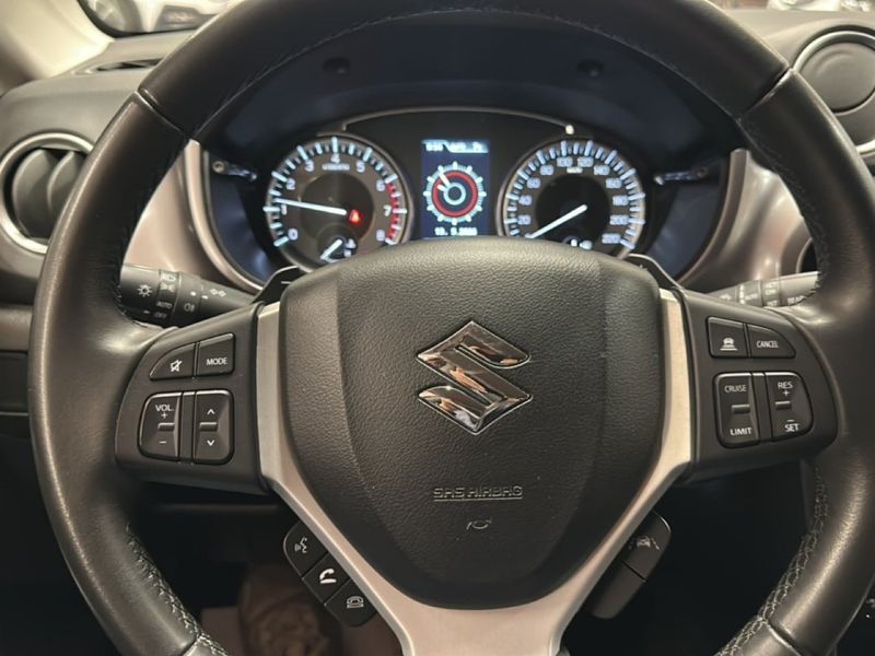 Suzuki Vitara bild 14