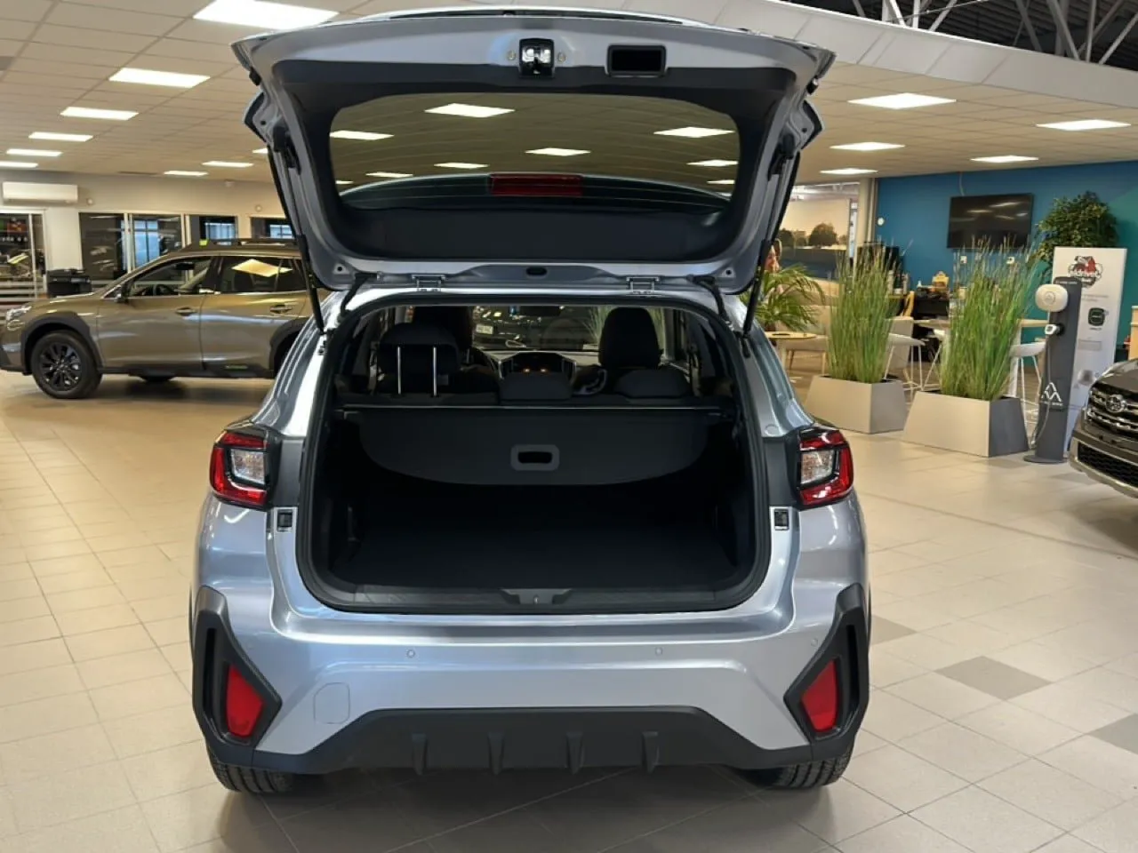 Vehicle image 8