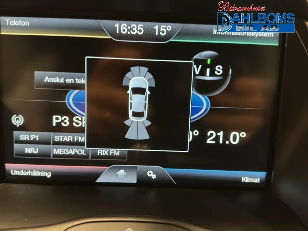 Vehicle image 16