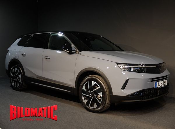 Opel Grandland HYBRID ULTIMATE NAV NAPPALÄDER DRAG OMG LEV - 2026