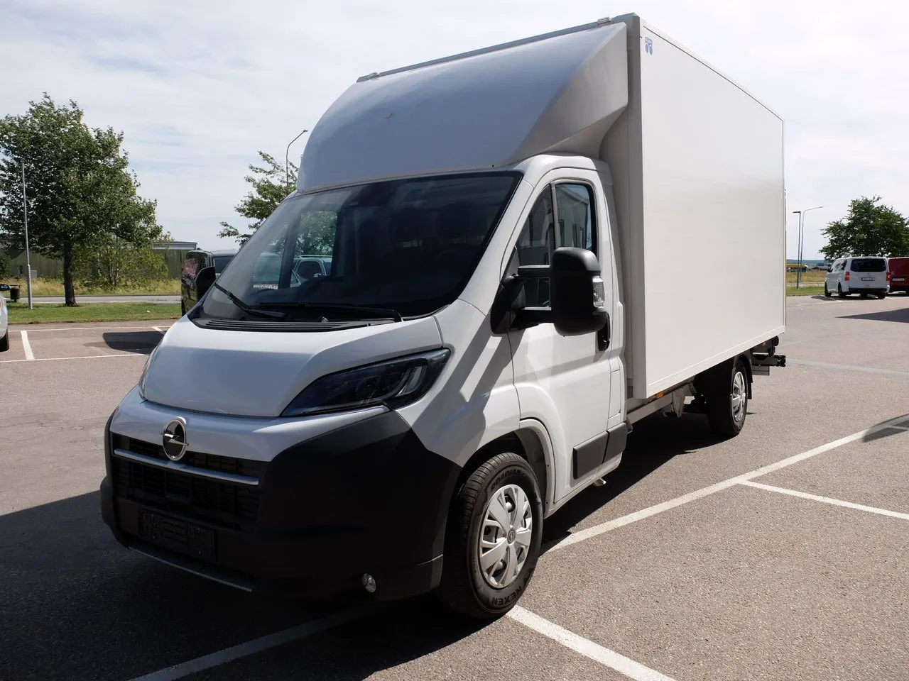 Vehicle image 1