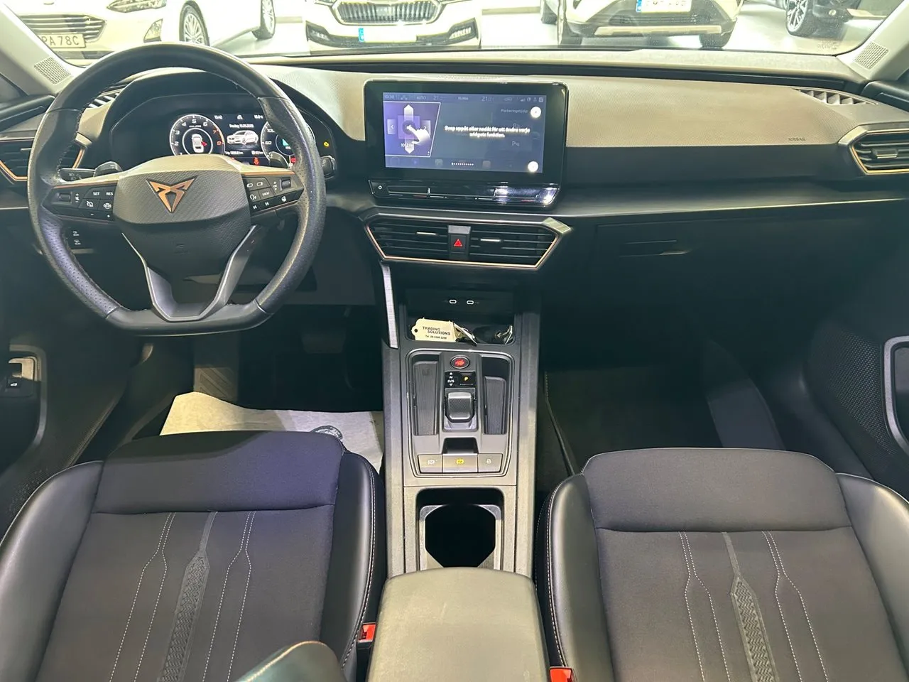 Vehicle image 13