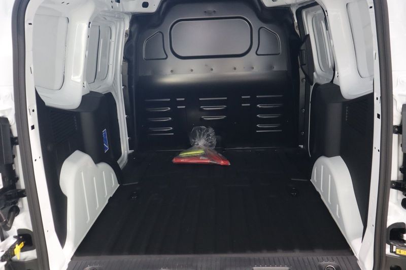 Ford Transit Courier bild 9
