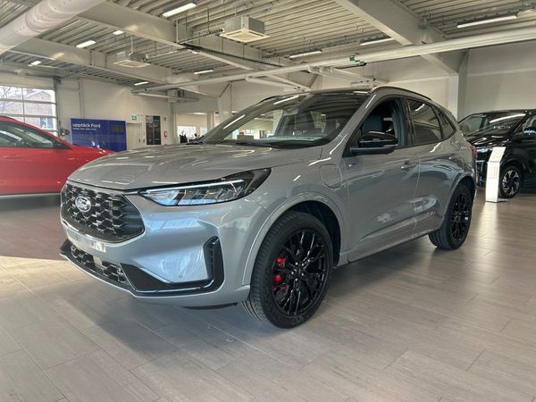 Ford Kuga ST-Line X Black Edition Plug-In Hybrid 243hk *Kampanj* - 2026