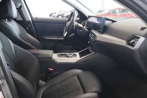 BMW 320 bild 12