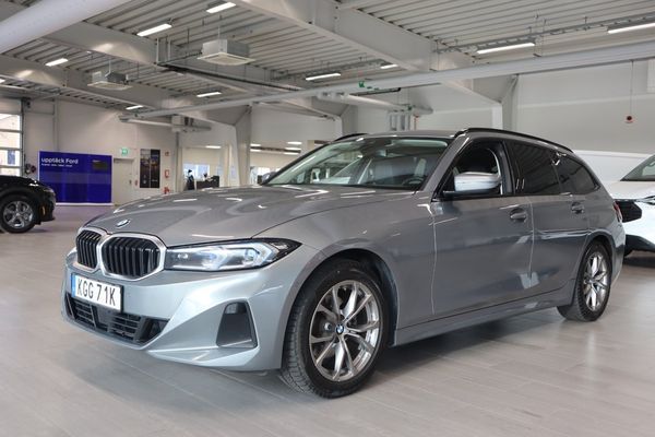 BMW 320 d xDrive Touring 190hk Aut *Drag/V-hjul* - 2023