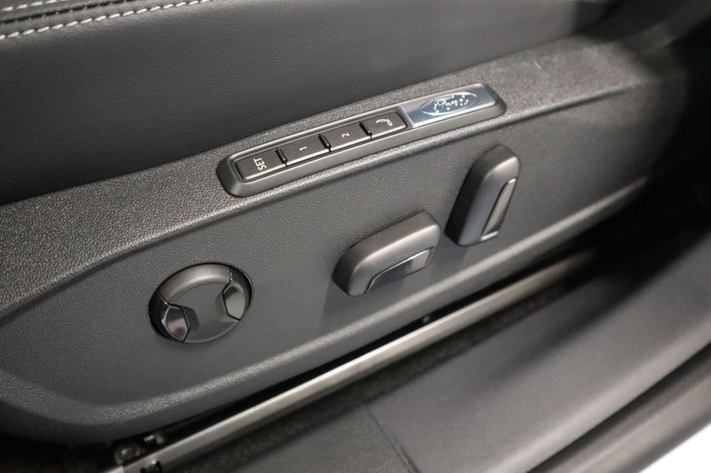 Ford Explorer bild 16