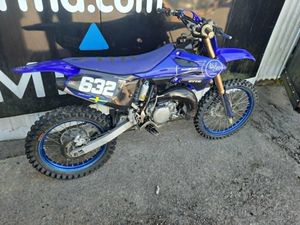 Yamaha YZ bild 1