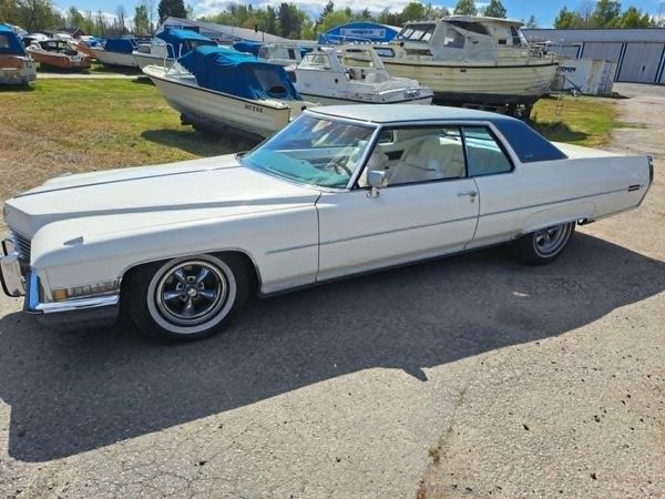 Cadillac DeVille Cadillac De Ville - 1972