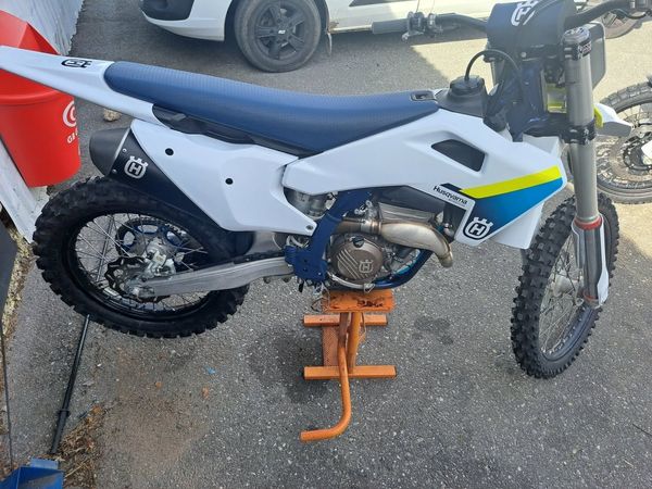 Husqvarna FC 250 Husqvarna Fc 250 - 2025