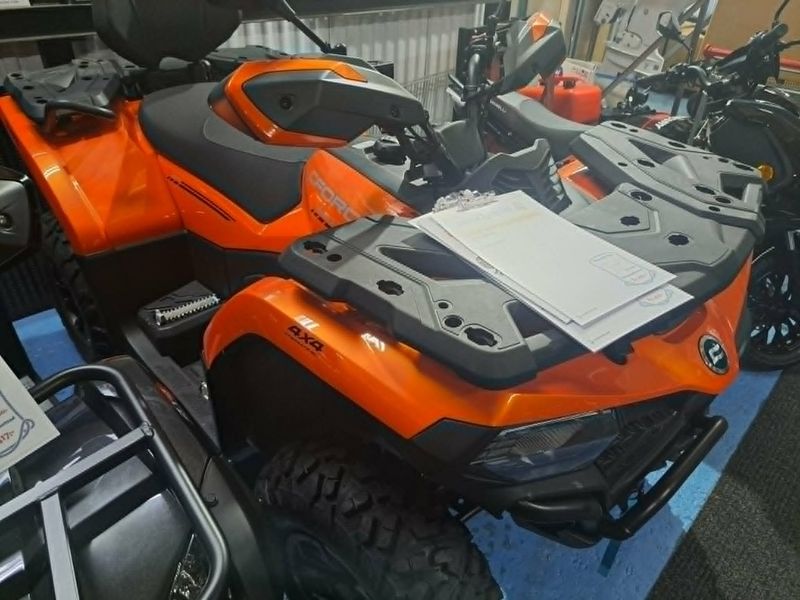 CFMOTO C-Force bild 2