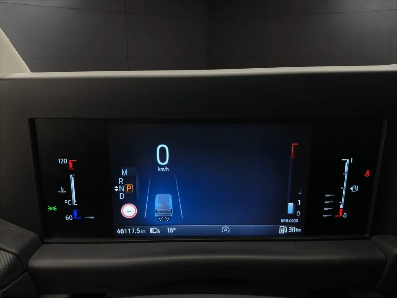 Vehicle image 18