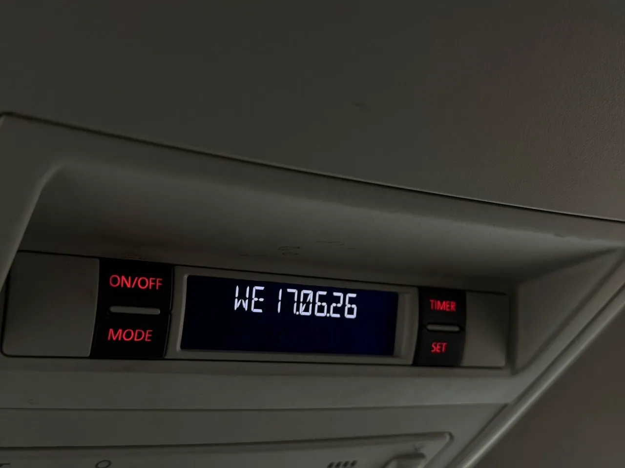 Vehicle image 26