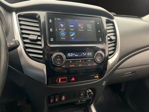 Mitsubishi L200 bild 28