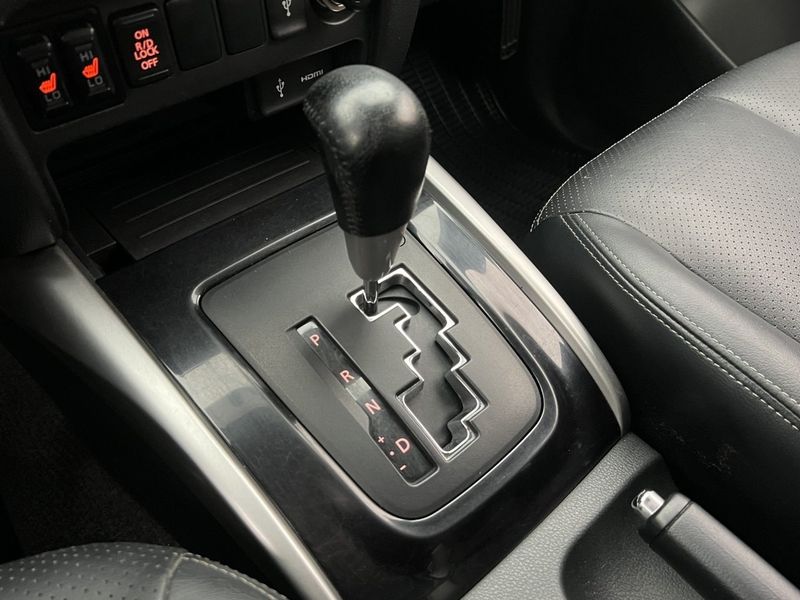 Mitsubishi L200 bild 29