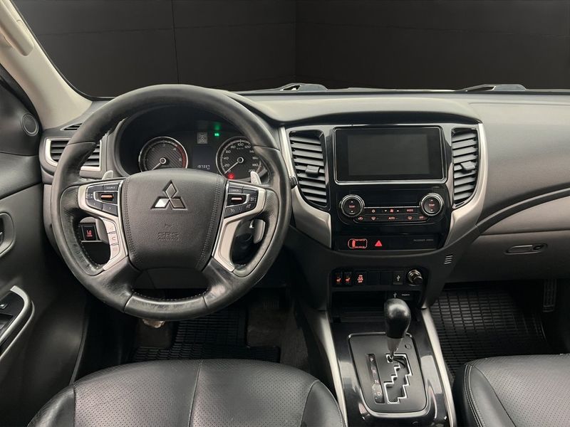 Mitsubishi L200 bild 18