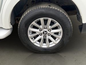Mitsubishi L200 bild 35