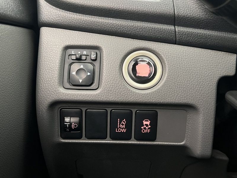Mitsubishi L200 bild 15