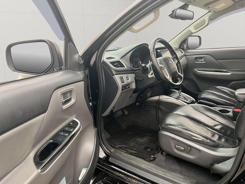 Mitsubishi L200 bild 15