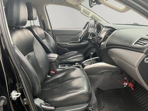 Mitsubishi L200 bild 33