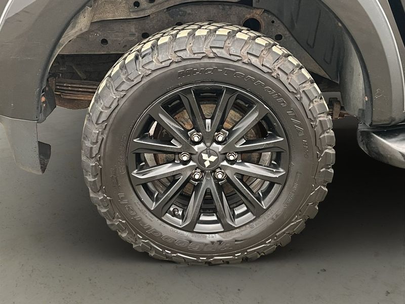 Mitsubishi L200 bild 37